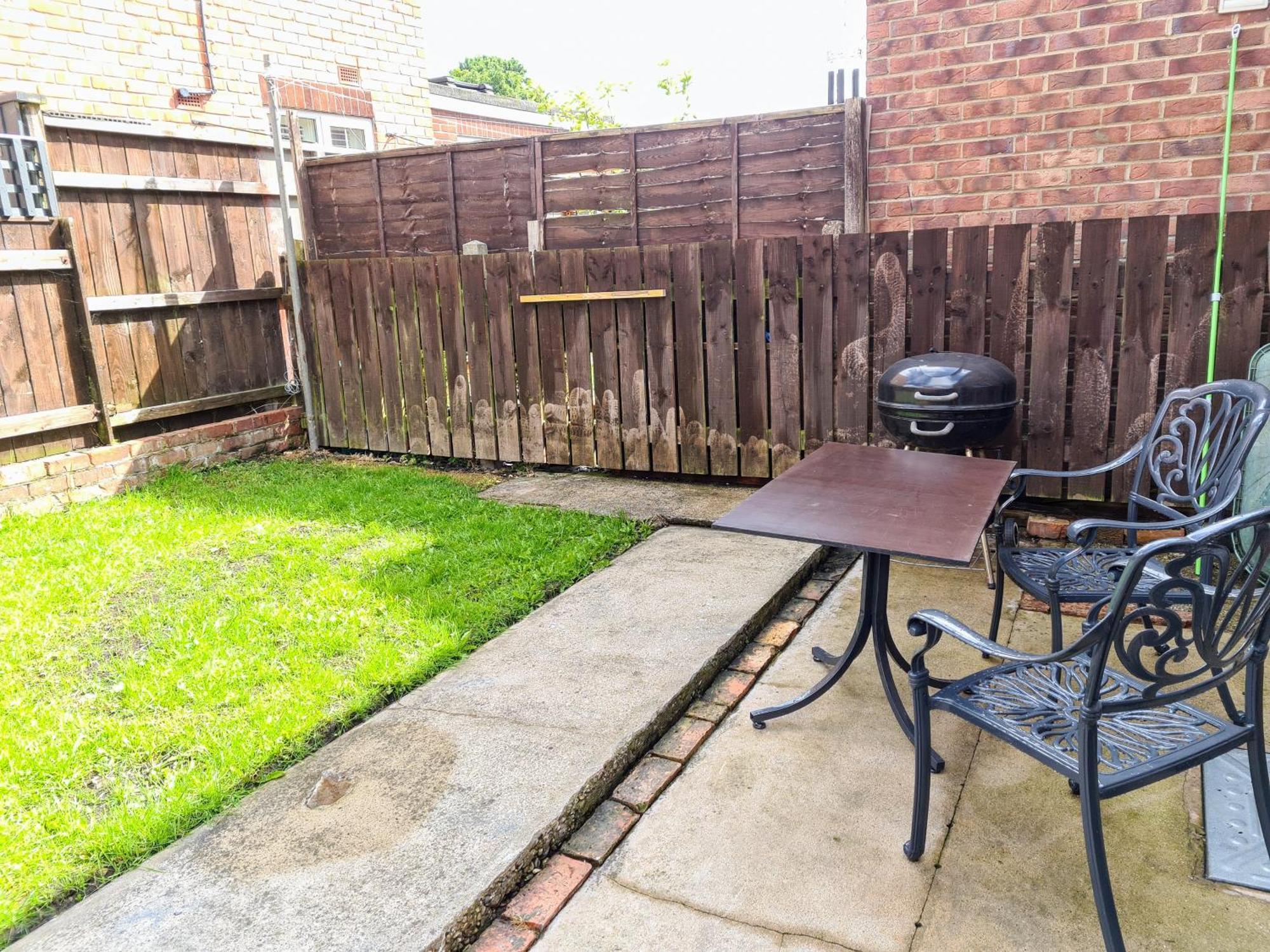 Semi Detached Quite Location Villa Bridlington Exterior photo